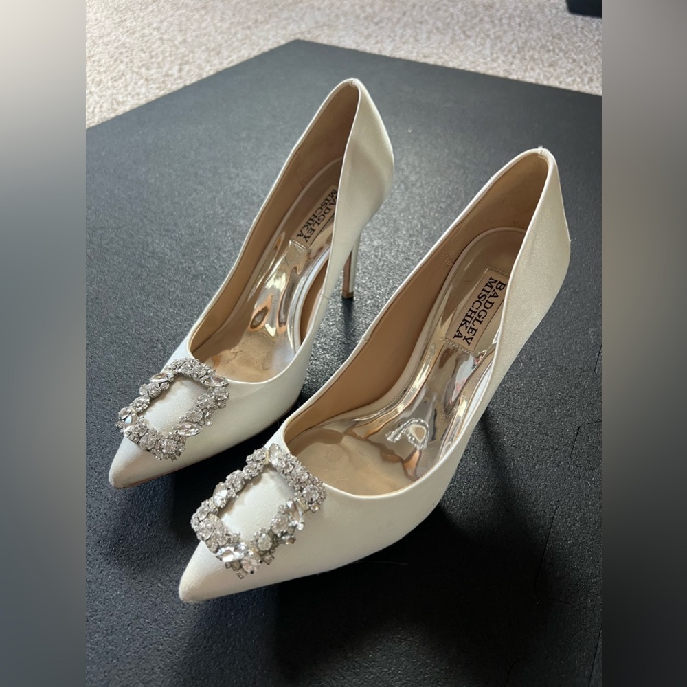 Badgley Mischka Ivory Satin Pointed Toe Crystal Buckle Pumps